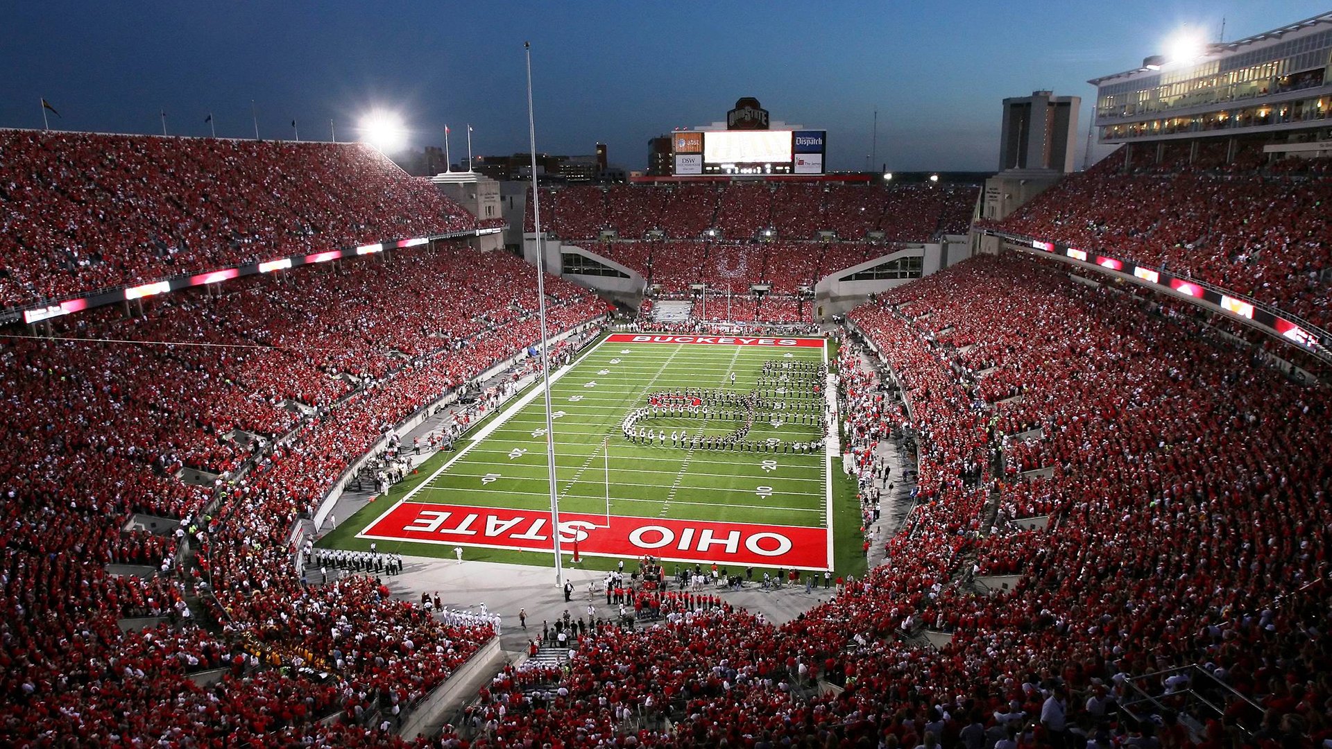 阿森纳在欧联杯中击败热刺晋级四强，阿森纳和热刺预测今天