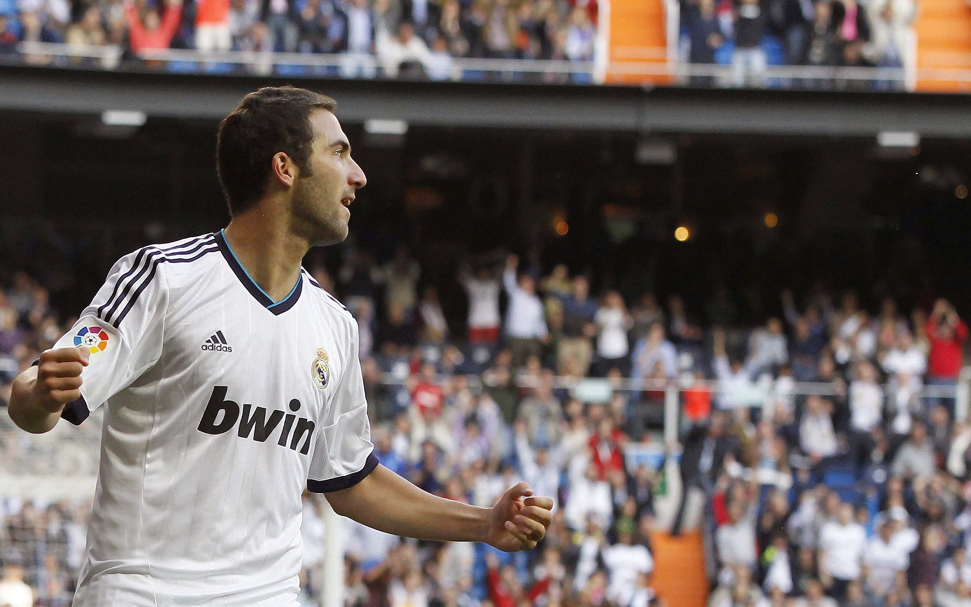 爱游戏娱乐-意甲：多名年轻球员完成高价转会，未来潜力无限，意甲转会一览2020